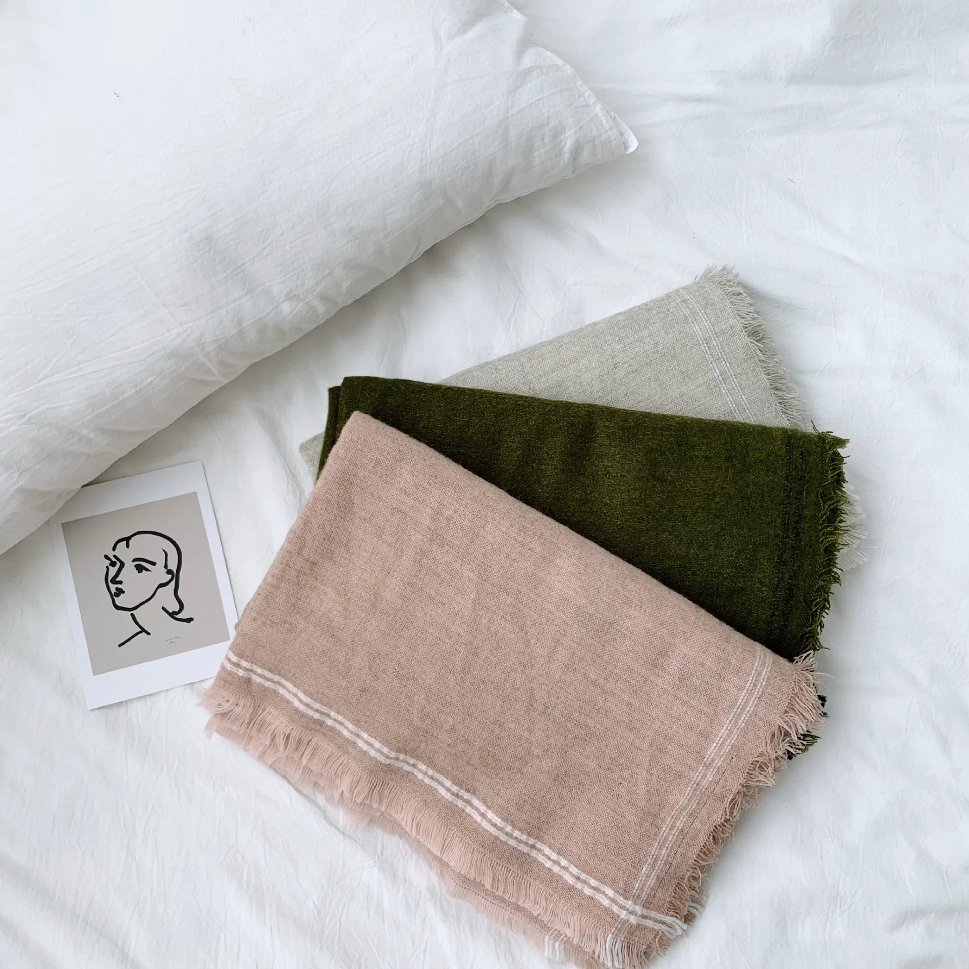 Рисунок 3 - Кашемировые шарфы