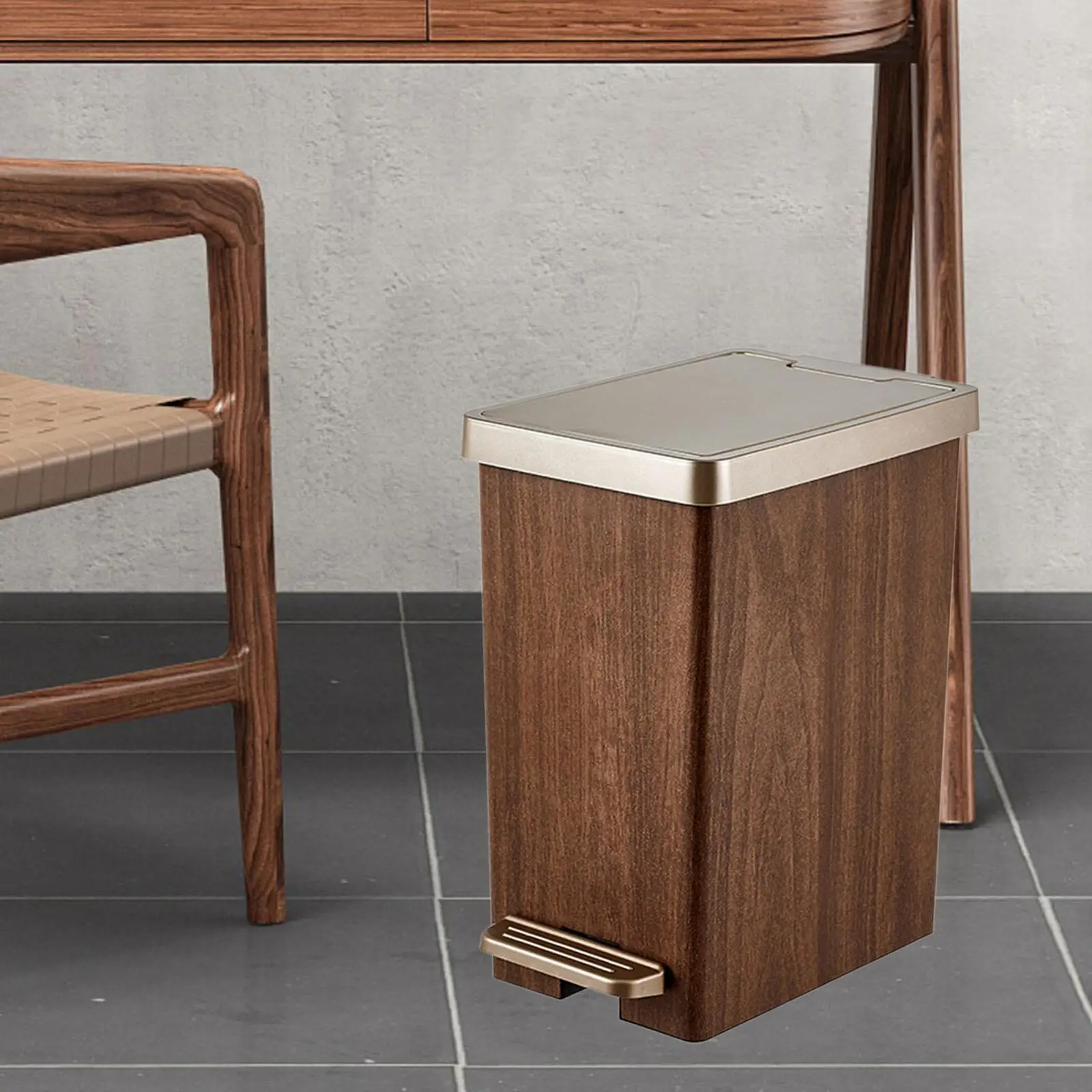 Trash Can Easy to Clean Lightweight Creative Rustic Decorative Waste Basket for Bedroom Restaurant Living Room Office Bathroom