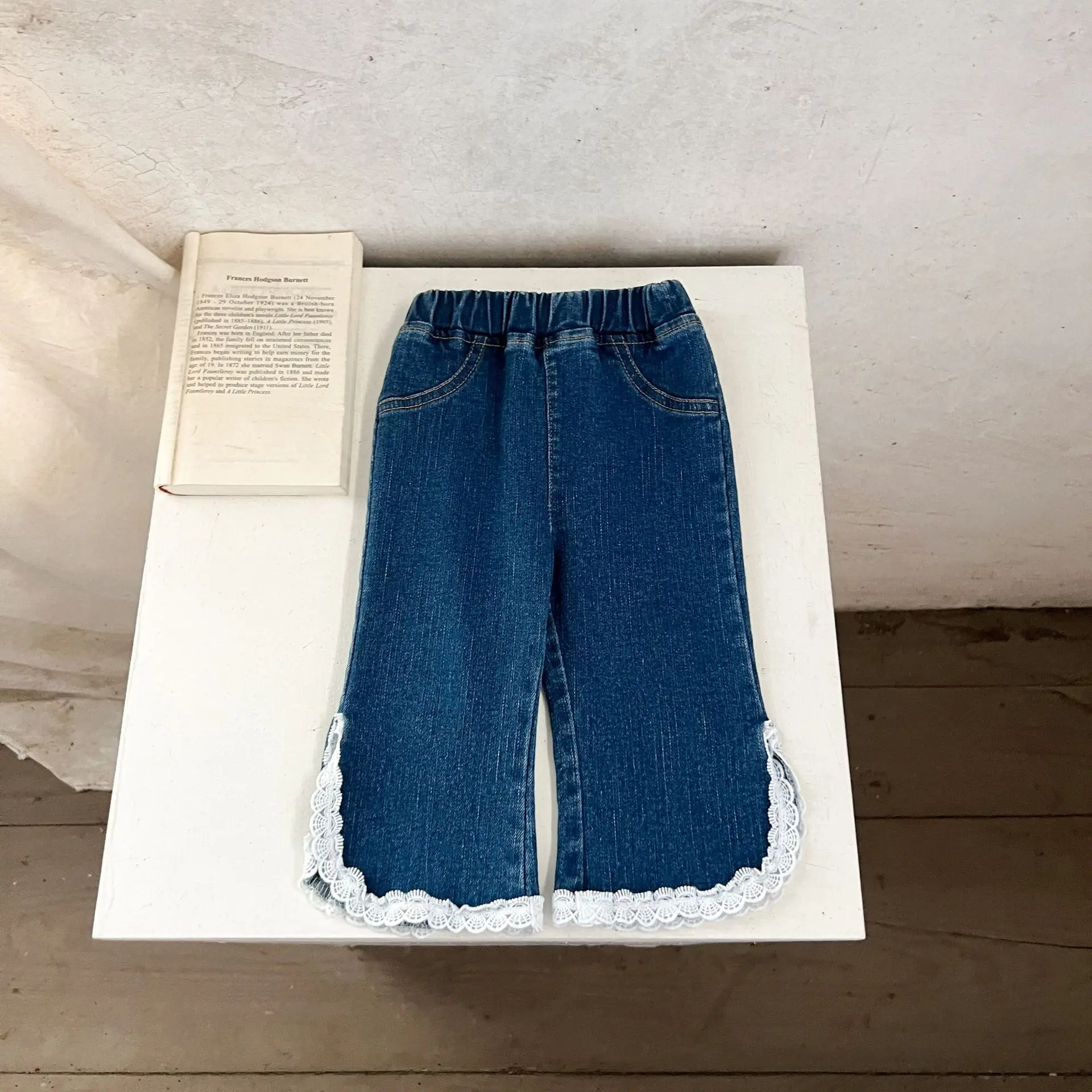 Slide image 016c36927f854033a8f89ac32cc40f99