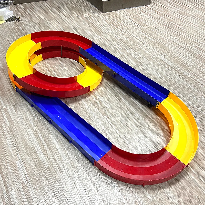 سيارة سباق يانغ كاي رباعية الدفع للعائلة، لعبة سيا...