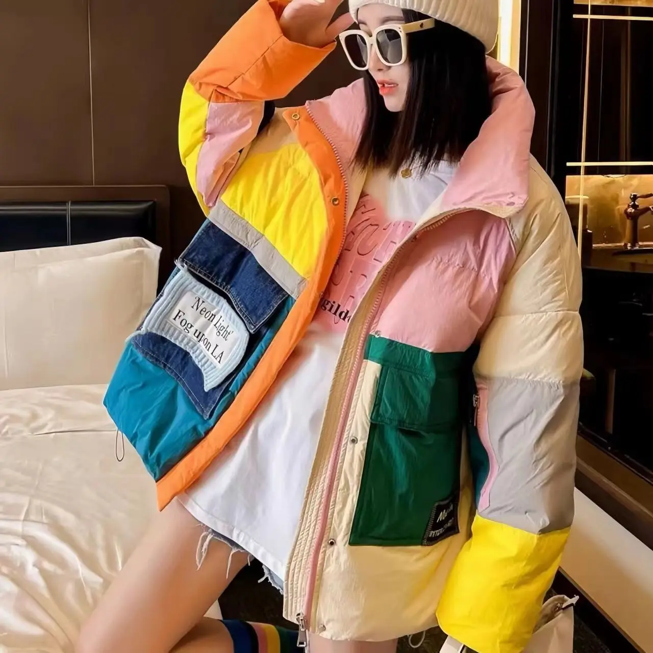 Color Blocking Splicing Stand Ap Collar Down Jacket, Loose Large Pocket White Duck Down Bread Jacket, European Winter Hot Sellin