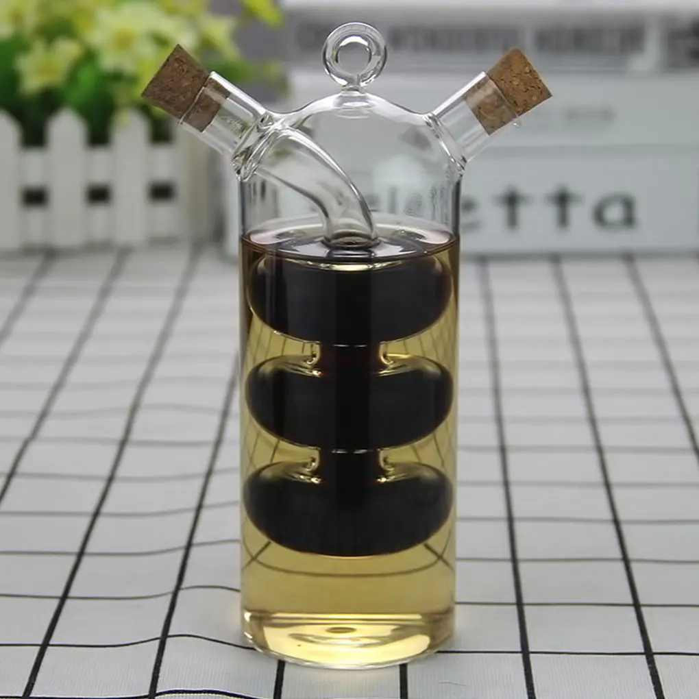 

Unique Oil And Vinegar Dispenser Suitable Size Safe And Eco-friendly 2-in-1 Multi-functional