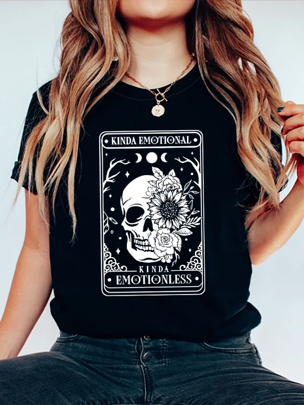 

Kinda Emotional Slogan Lover T-shirt Vintage Fashion Skull Dark Rose Print Female Couple Shirt 2024 Hot Sale Valentine's Day Tee