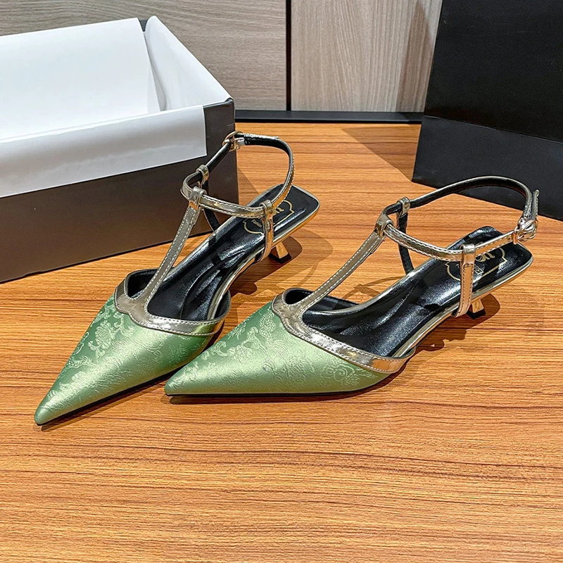 Luxury Pearl Crystal Rhinestone Wedding Shoes For Women 2024 Spring Brand Designer High Heels Women's Pumps Stiletto Party Shoes