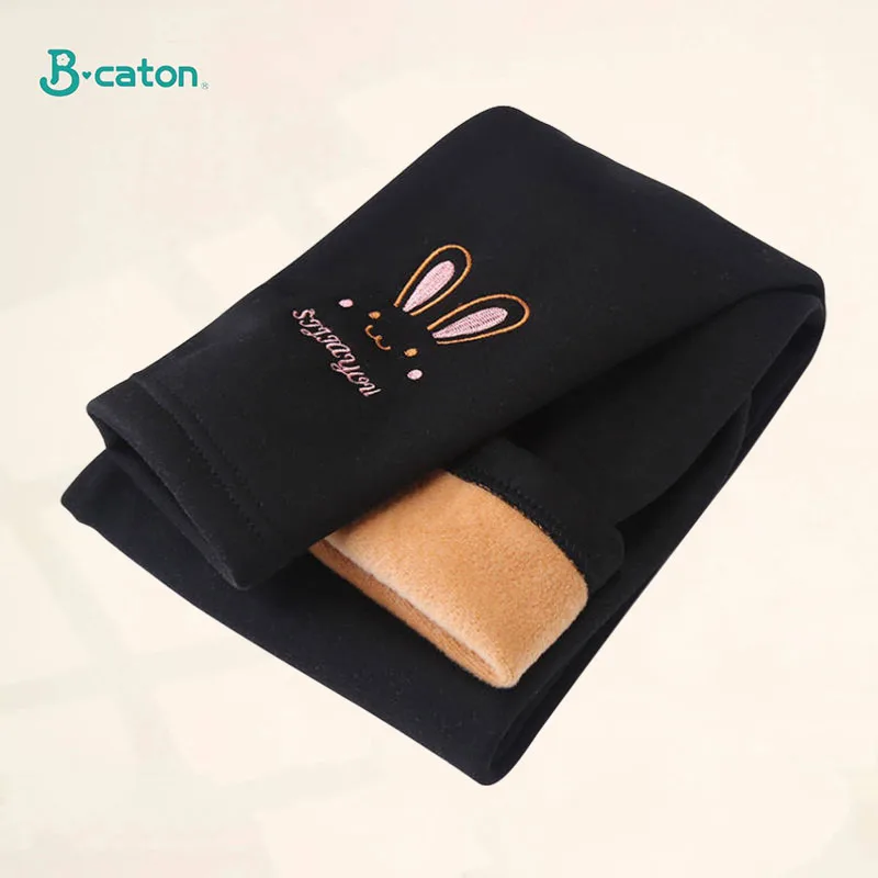 الخريف الشتاء الأطفال الفتاة يغطي الرجل رشاقته الد...