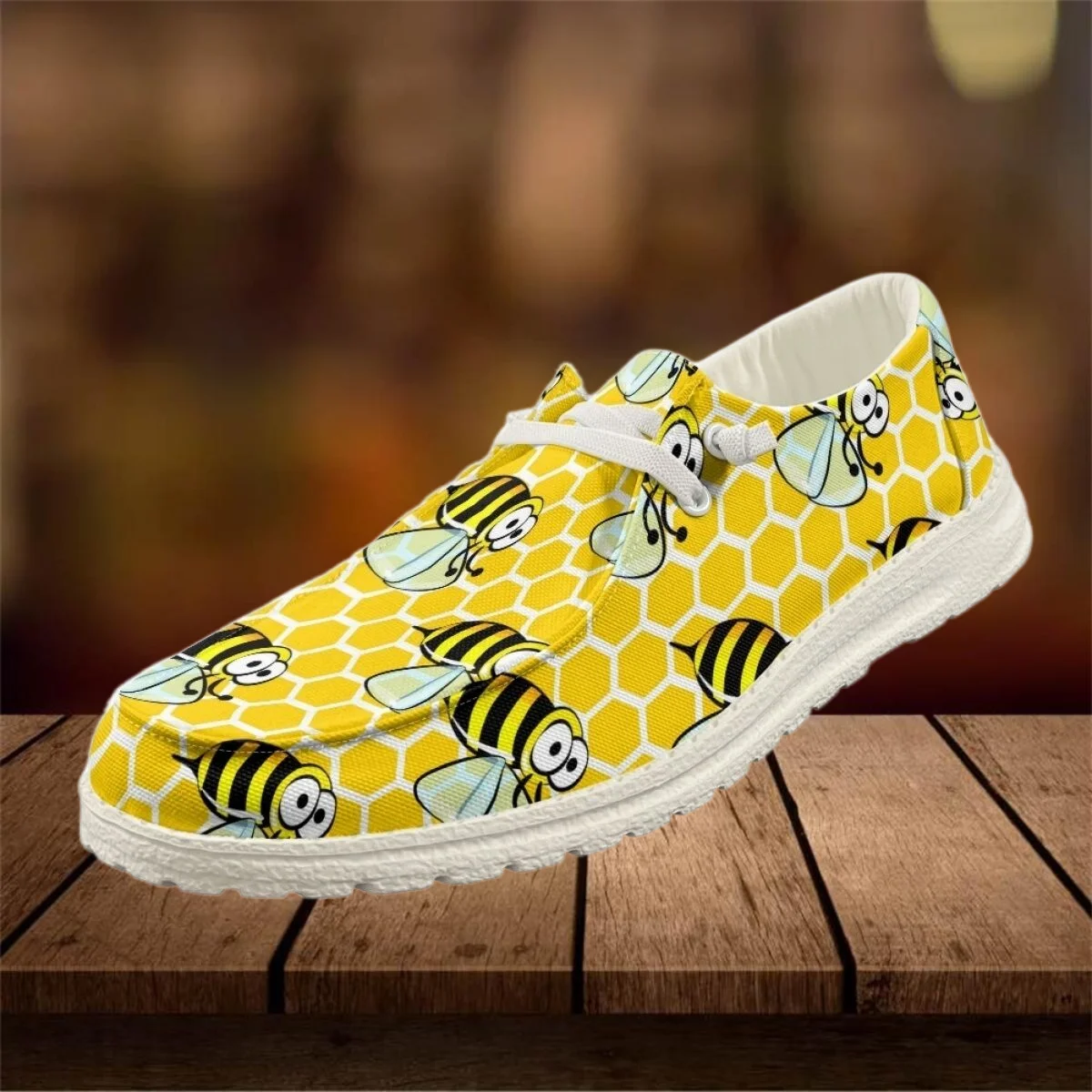 

INSTANTARTS Ladies Slip-On Flats Shoes Cartoon Bee Pattern Loafers Vulcanized Shoes for Women Teenager Girls Large Size Footwear