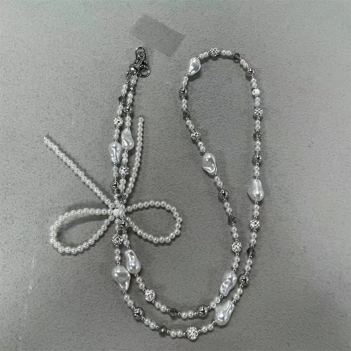 Elegant Pearl Bow Beaded Crossbody Chain Phone Case Pendant