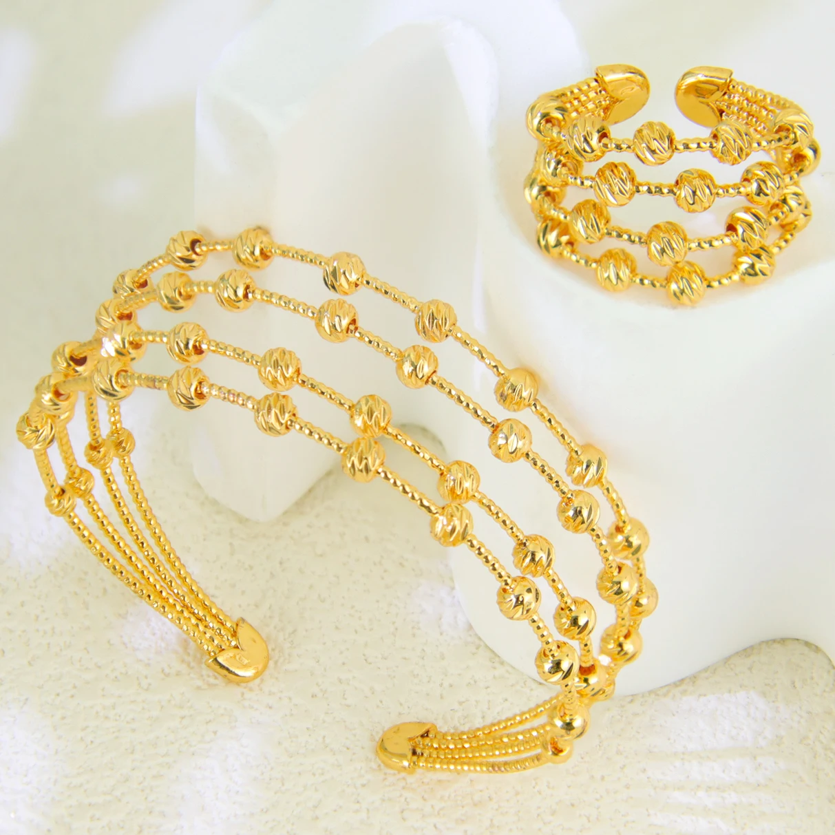 Nigerianisches Brautschmuck-Set 24k Vergoldet Modisches Mehrlagiges Hohles Armband Ring Dubai Damen Event Party Schmuck – Detail 10