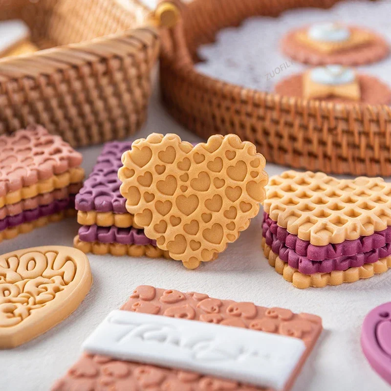 Geometric Love Pattern Valentine's Day Fondant Biscuit Mold English Letter 3D Embossing Stamp Wedding Birthday Party Baking Tool baking mold cookie printing mold