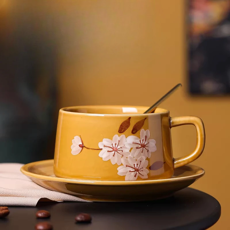 창의적인 꽃무늬 귀여운 컵, 가정용 사무용품 도자기 물컵, 미니멀리스트 스타일 커피잔과 접시 세트