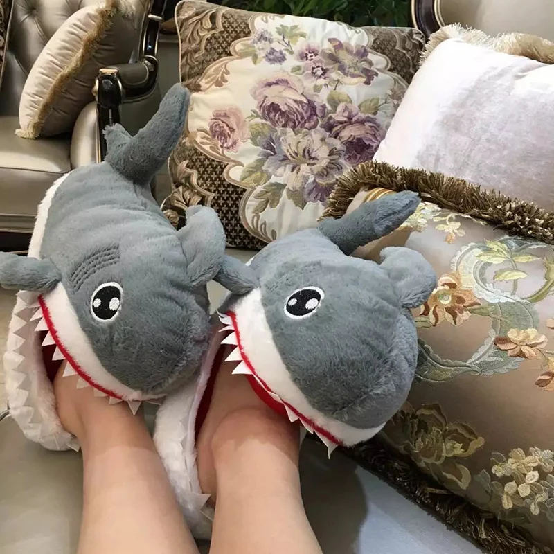 Designer Funny Shark Slippers Women Winter Plush Warm Shoes Cartoon Shark Fur Shoes Lovely Indoor Slippers Men Winter Home Shoe