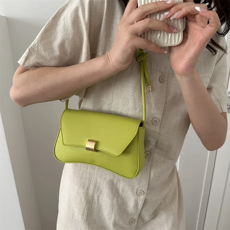 Chic Solid Leather Women's Crossbody Bag - Versatile Casual Square Shoulder Bag