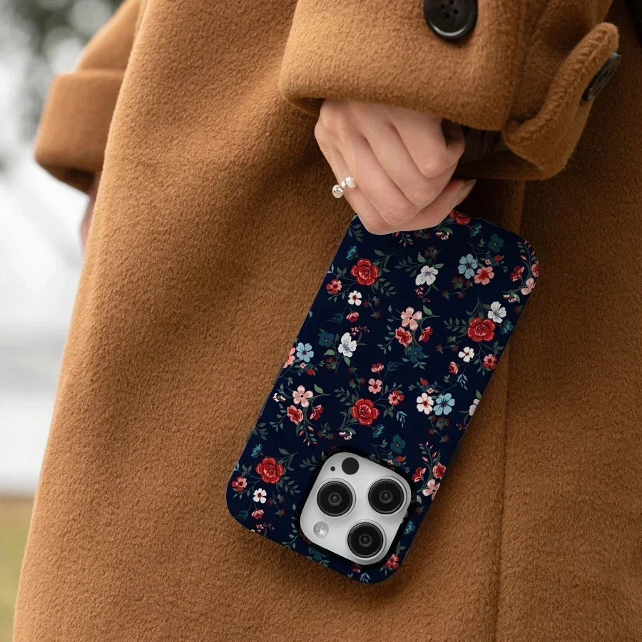 Black Little Flowers Phone Case For IPHONE 16ProMax 15 14 13