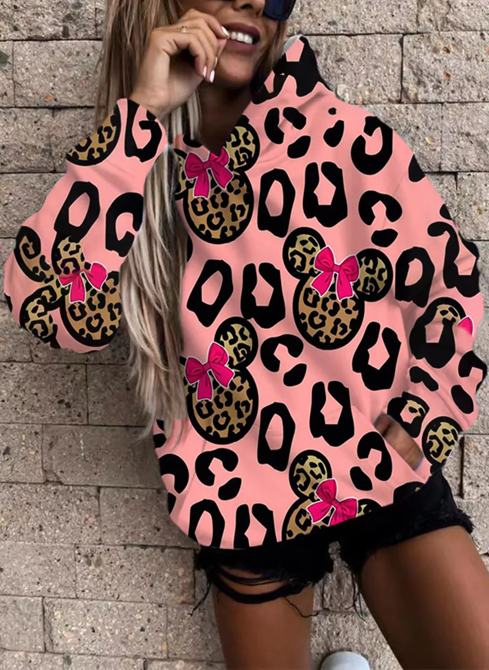

2022 Spring Autumn Cartoon Disney Minnie Mouse Full Print Sweatshirt Ladies Hoodie Street Fashion Versatile Pocket Top