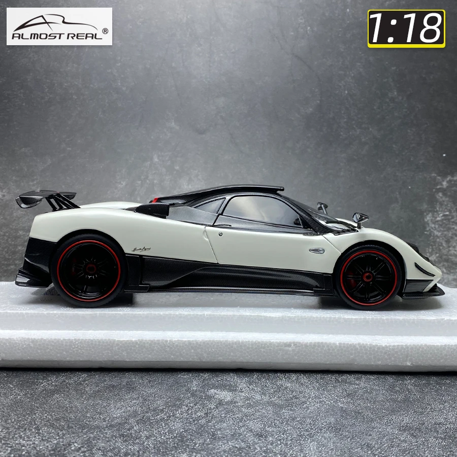 Almost Real AR 1/18 Pagani Zonda Cinque Coupe 2009 Bianco