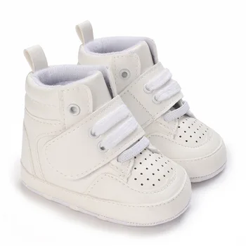 Nuove scarpe basse per bambini Mocassini Suola morbida antiscivolo Primi camminatori Scarpe da bambino in gomma per interni ed esterni per ragazze Ragazzi 1