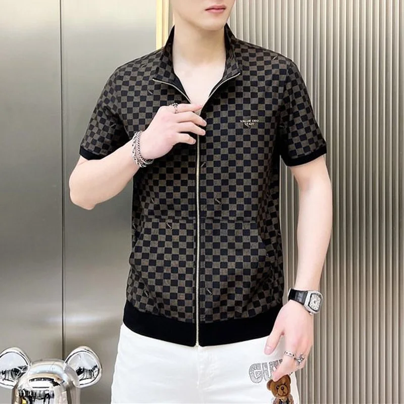 2023 New Summer Fashion Trend Zipper Stand Collar Plaid Print Patchwork Pocket Casual Business Versatile Men's Cardigan Shirt