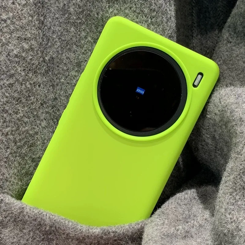 Bright Fluorescent Liquid Silicone Phone Case - Skin-Friendly TPU Cover
