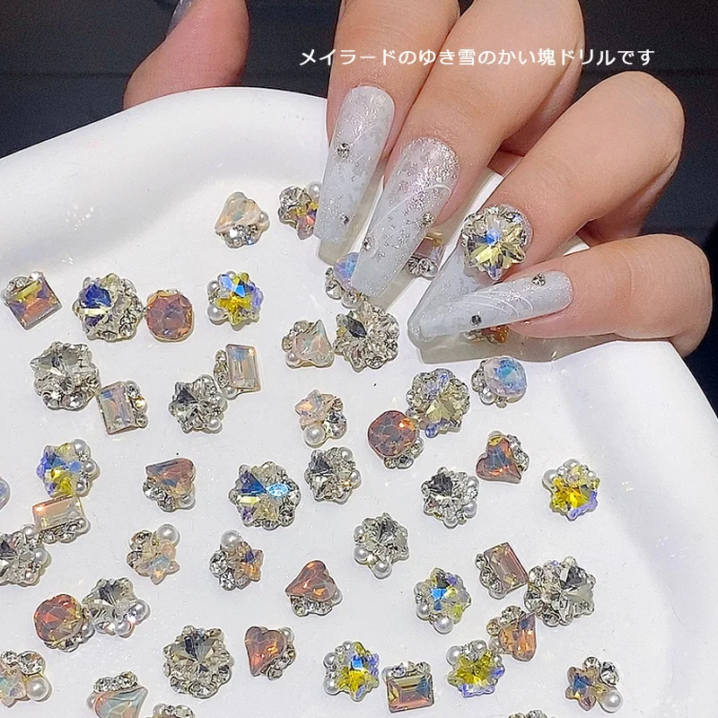 

TSZS 3D Brown Crystal Nail Charms Heart Square Snowflake Shape Diamond DIY Alloy Luxury Nail Art Decoration