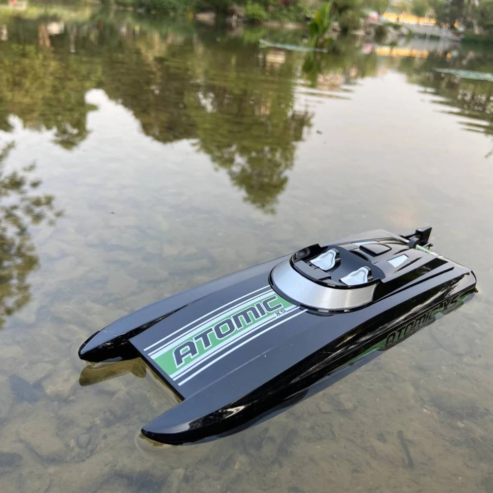 Remote Control Boat  Speed Boat Structure Strong Steering Gear 25km/h RC Jet Wartercraft for Boy Beginners in Lake Pool Sea 2