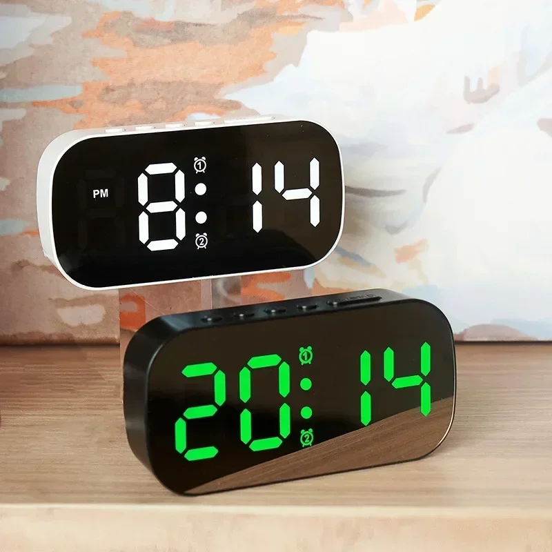 Sleek and Minimalist White LED Alarm Clock with Temperature Display and Night Light – Ideal for Student’s Bedrooms and Desks 3