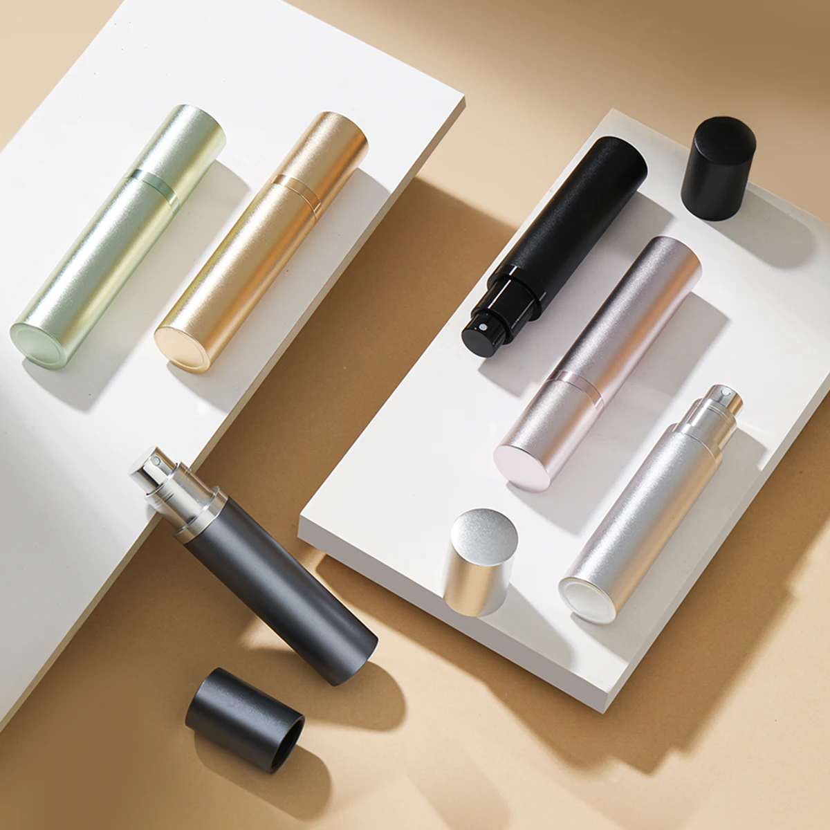 Mini Perfume Bottle Refillable Spray Bottle Perfume Atomizer 10ml with Spray Scent Pump Portable Travel Empty Cosmetic Containers