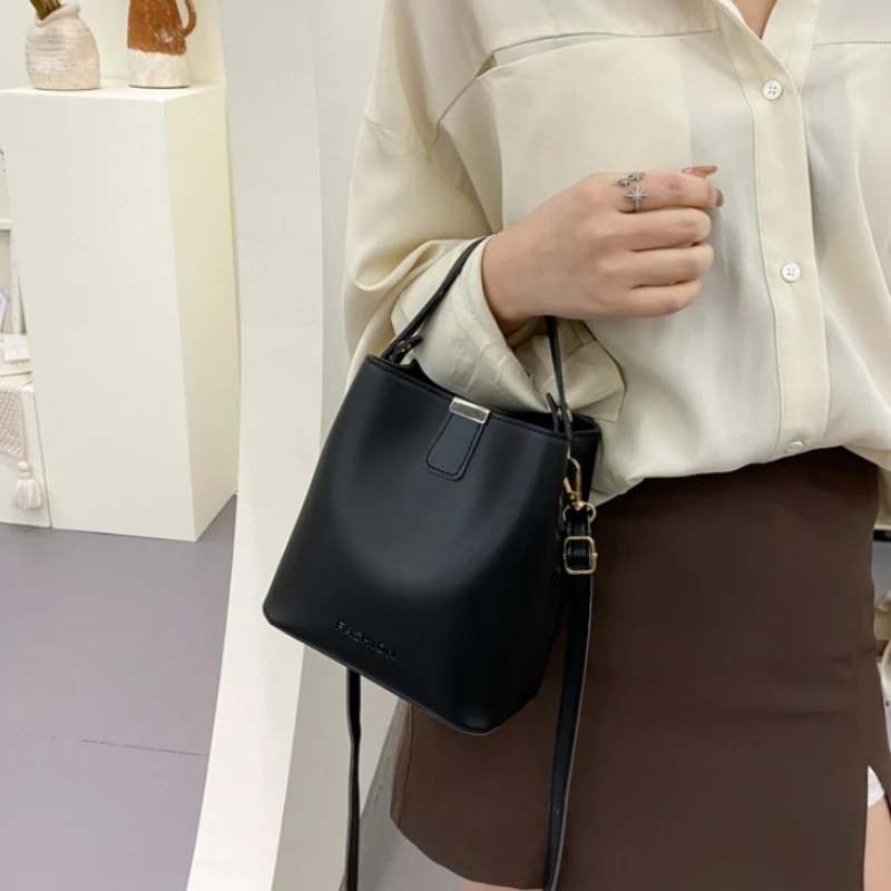 รูปสินค้า PU Leather Casual Tote Bag for Women