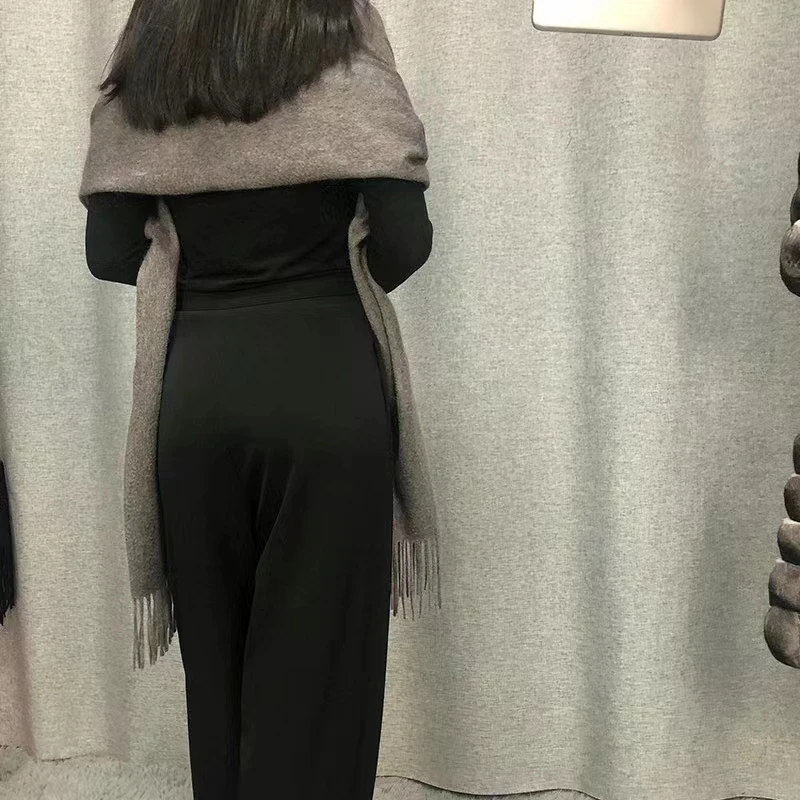 Рисунок 4 - Женский шарф из 100% шерсти