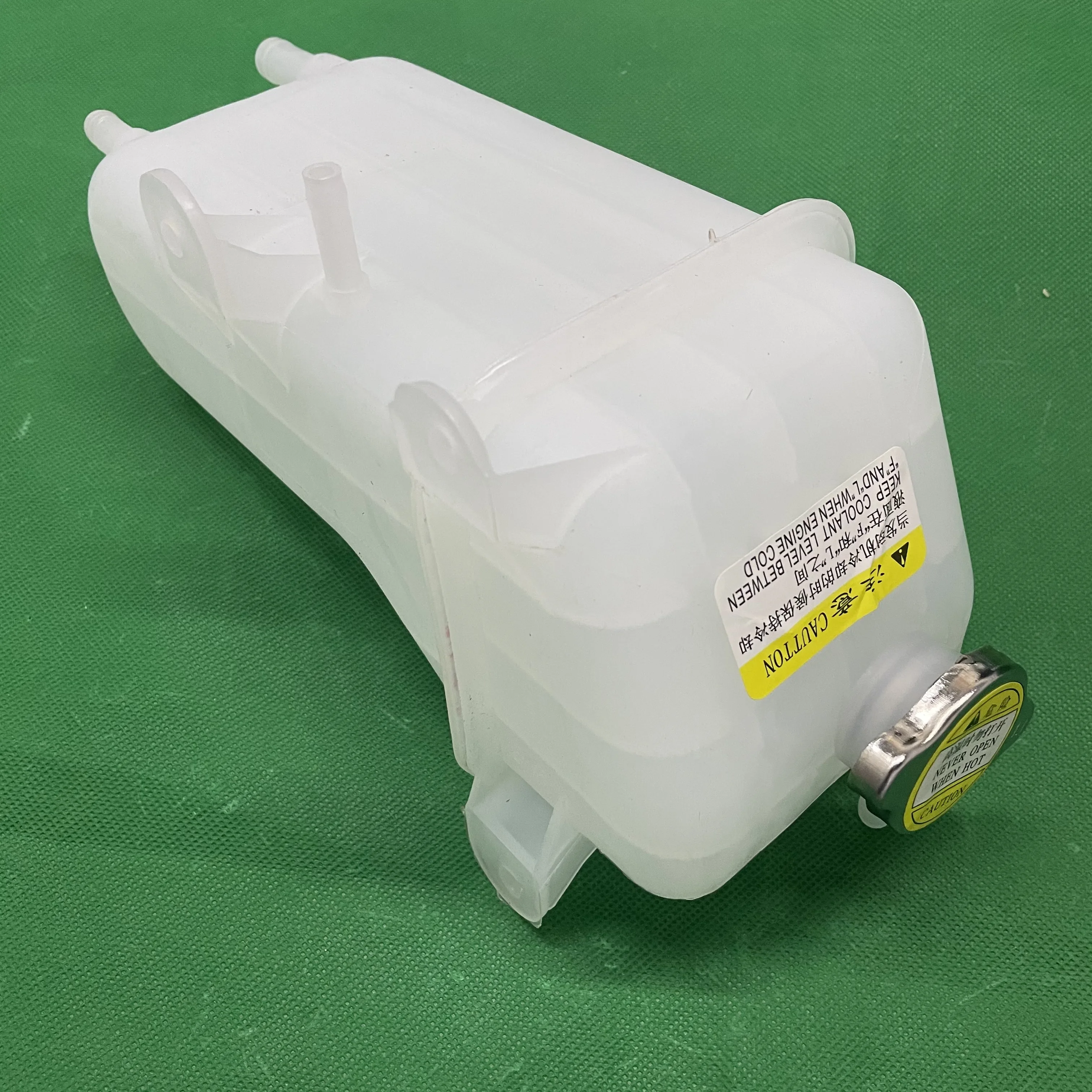 AUTO RADIATOR WATER TANK FOR HYUNDAI STAREX H1 2.5 DIESEL 254294A000 254304A000,254314A000,25429-4A000,25430-4A000,25431-4A000