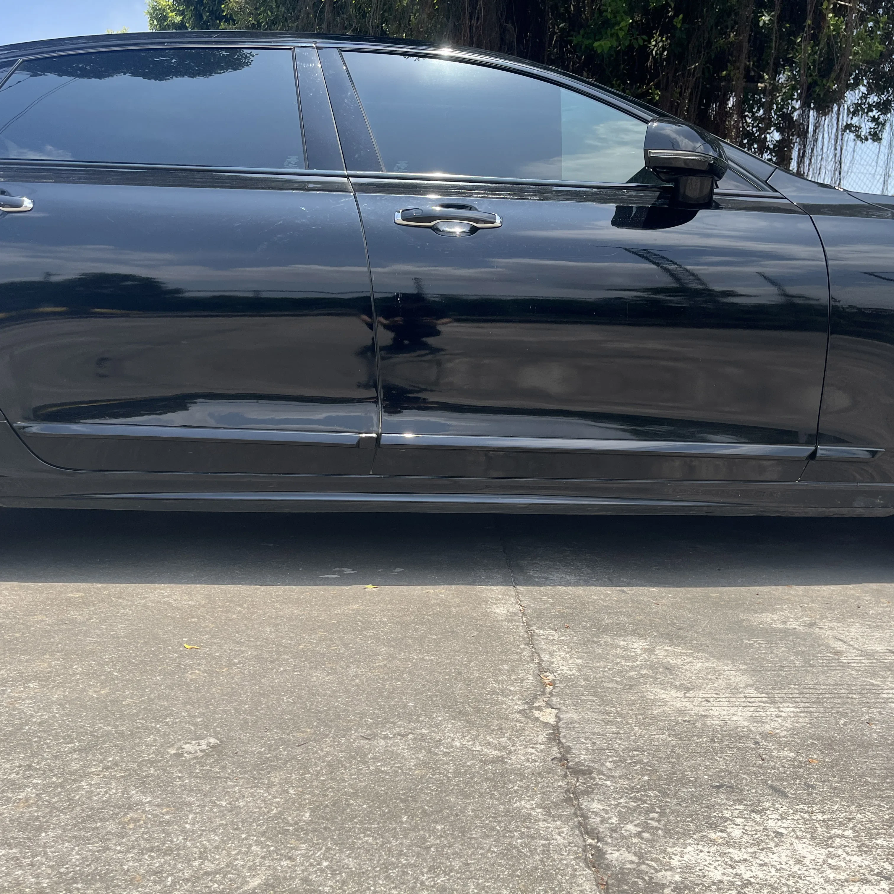 New！ Fit For to VOLVO S90 Door.Convert silver to black.DIY upgrade vehicle.Installed on the door.Car modification.