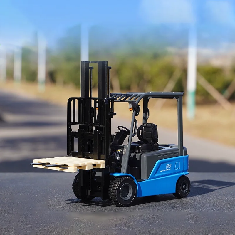 

Масштаб 1:25, вилочный погрузчик BYD CPD 30, Инженерная модель из сплава