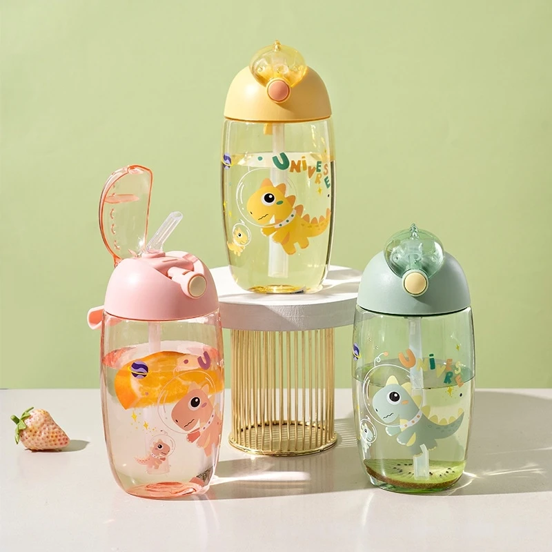 600 مللي لطيف ودائم الكرتون ديناصور كوب امتصاص BPA خالية المحمولة في الهواء الطلق زجاجة ماء الإبداعية تغذية كوب مع القش والأغطية