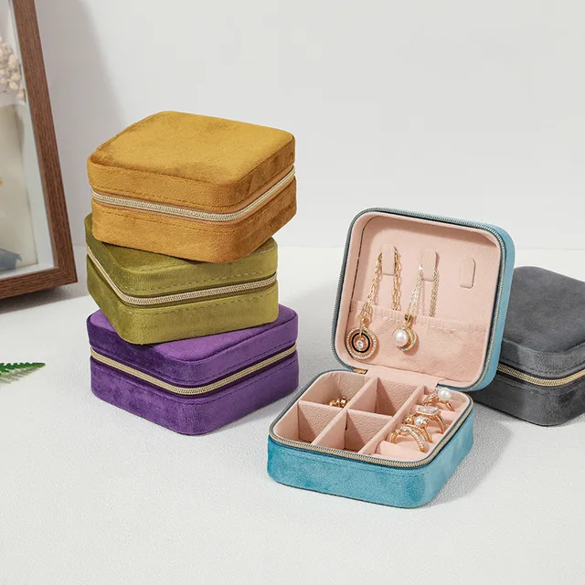 85463-8183f1.jpg Boîte à bijoux en velours pour femmes, organiseur de voyage portable avec fermeture éclair, étui de rangement carré pour collier, bague, boucles d'oreilles