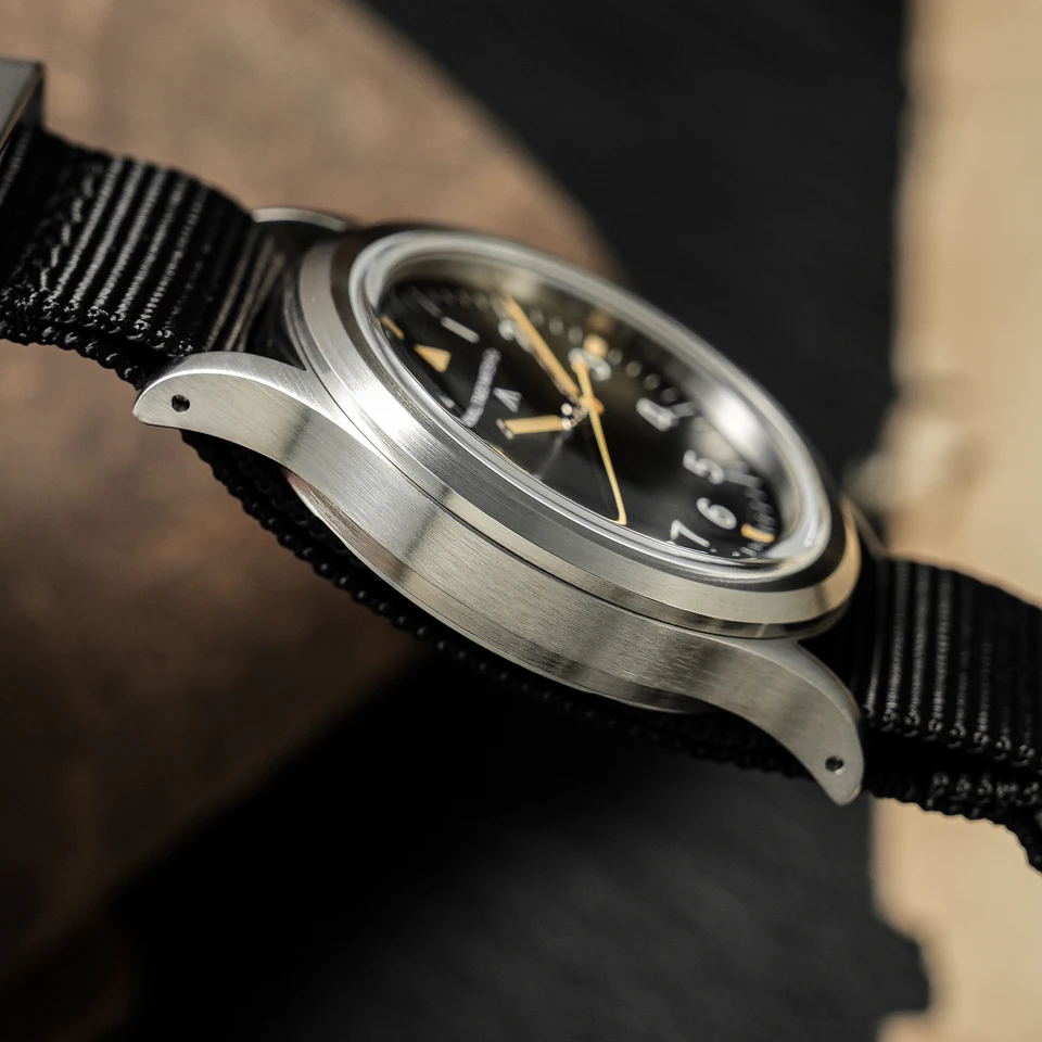 Militado ML14 パイロットウォッチ スイープクォーツ　未使用品 ろ*く様 Militado ML14 パイロットウォッチ スイープクォーツ 未使