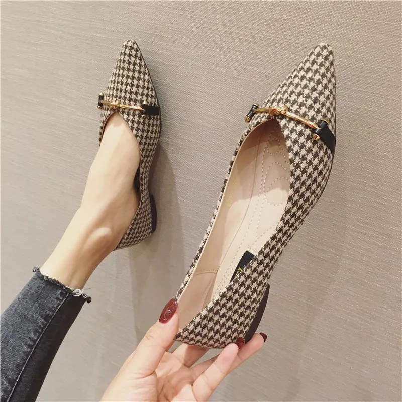 Flat Shoes for Women Pointed Toe Plaid Slip on Loafers Summer Spring Casual Shoes Ladies Shoes Comfortable Women Work Shoes