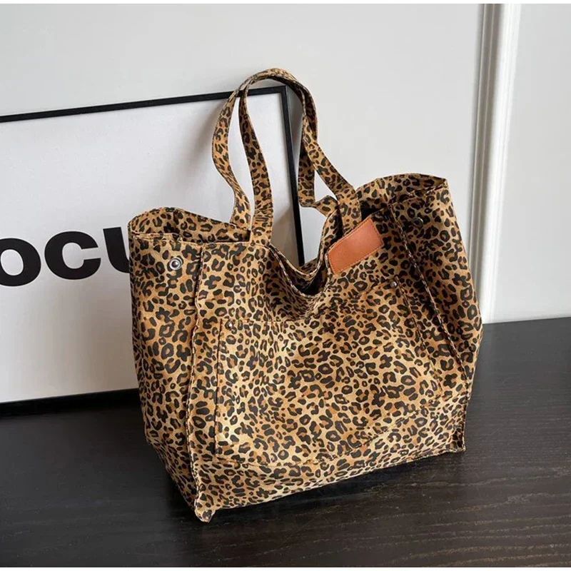 

2023 New Korean Simple Bag for Girls Super Large Capacity Bag Colorful Leopard Print Design Retro Style Backpack Casual Bag