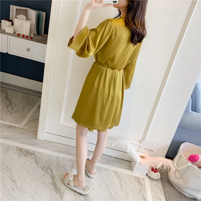 Long sleeve with chest cushion strap sexy two-piece nightdress Ladies embroidered ice silk satin nightgown pajamas