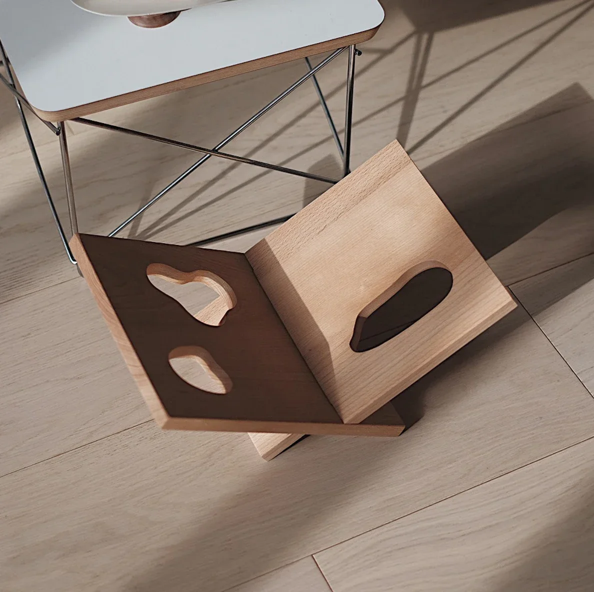 Original Design Magazine Rack, Minimalist Solid Wood Bookshelf, Ins Nordic Medieval Geometric Decoration, Artistic Home Ornament