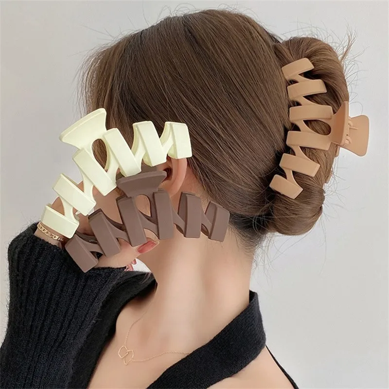 

Morandi Acrylic Geometric Hairpin Large Hair Grab Claw Clip For Women Fashion Ponytail Barrettes Hair Accessories