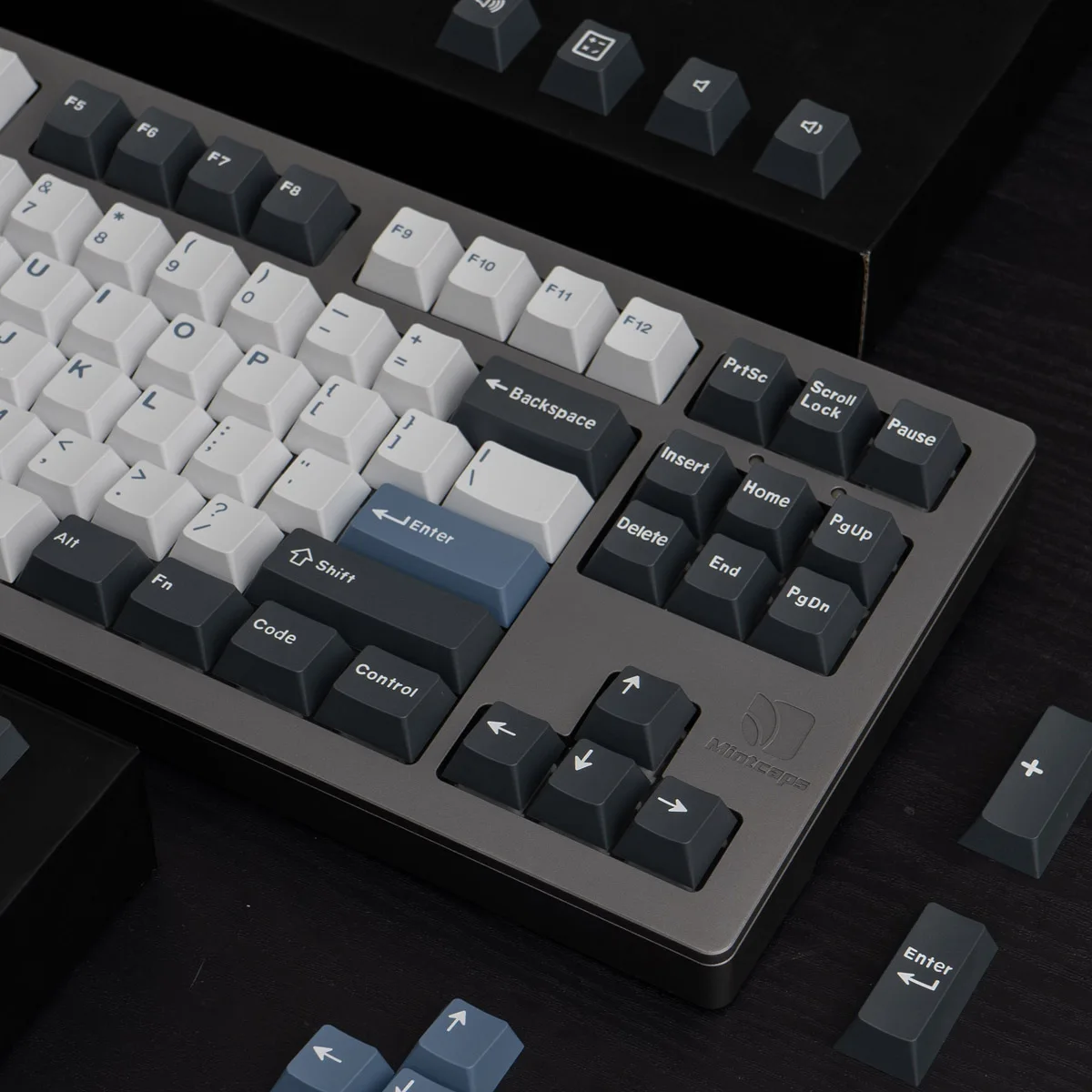 Gmk arctic clone 170 chaves cherry perfil
