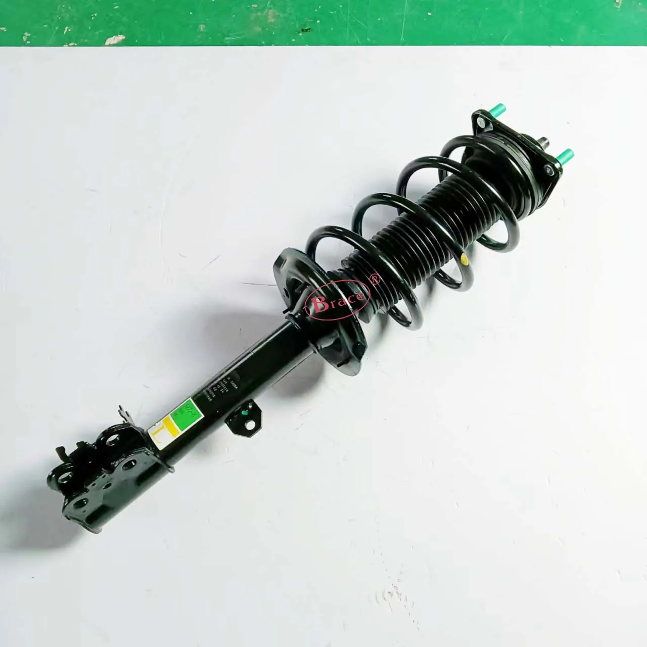 Front Shock Absorber for Chery JETOUR X70 PLUS F012901010JD F012901020JD