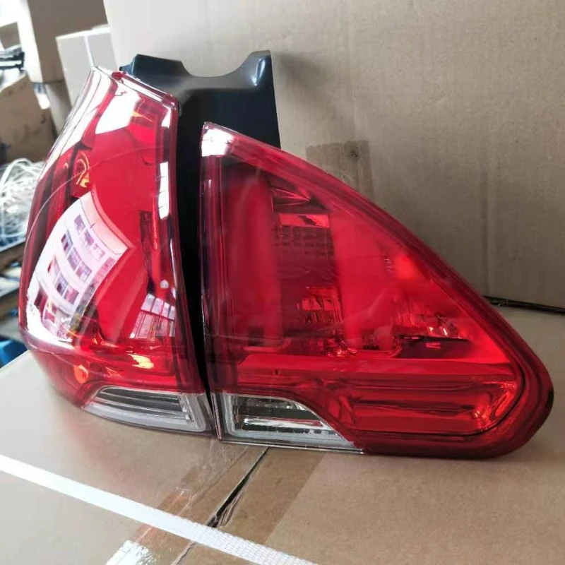 

tail lamp/light for PEUGEOT 2008 A94 R+L