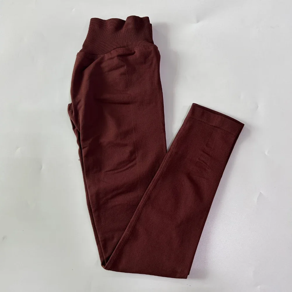 NO LOGO Brown
