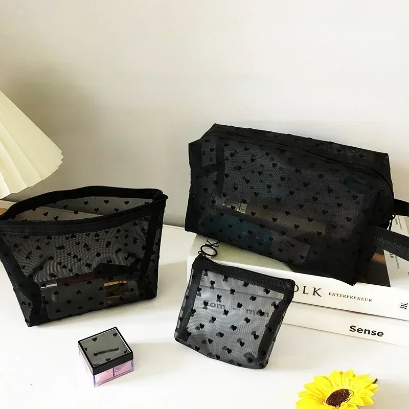 Heart-Shaped Nylon Mesh Cosmetic Bag – Multifunctional Zipper Pouch