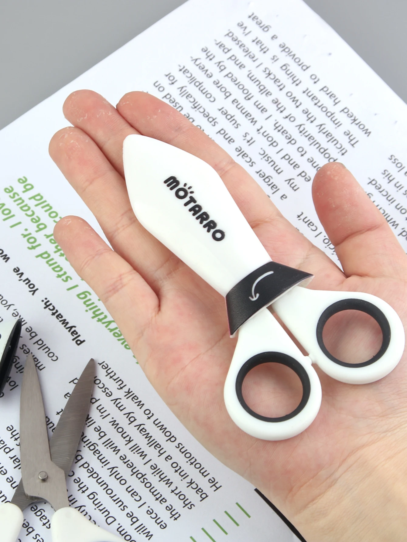 1pc Children's Safety Scissors, Stainless Steel Round Headed