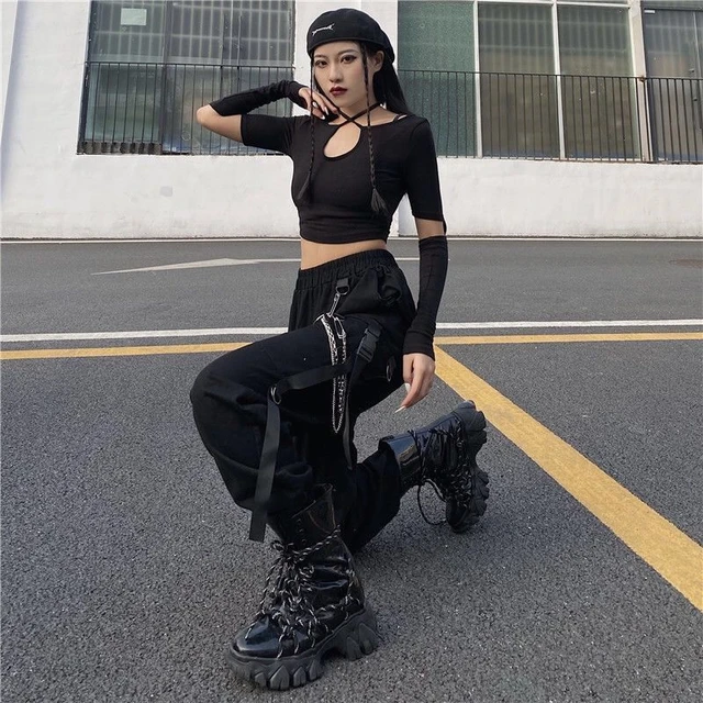 Women Gothic Harajuku Black Chain Cargo Pants Women Streetwear Korean Style  Oversize Harem Pants Goth Punk Female Trousers - AliExpress