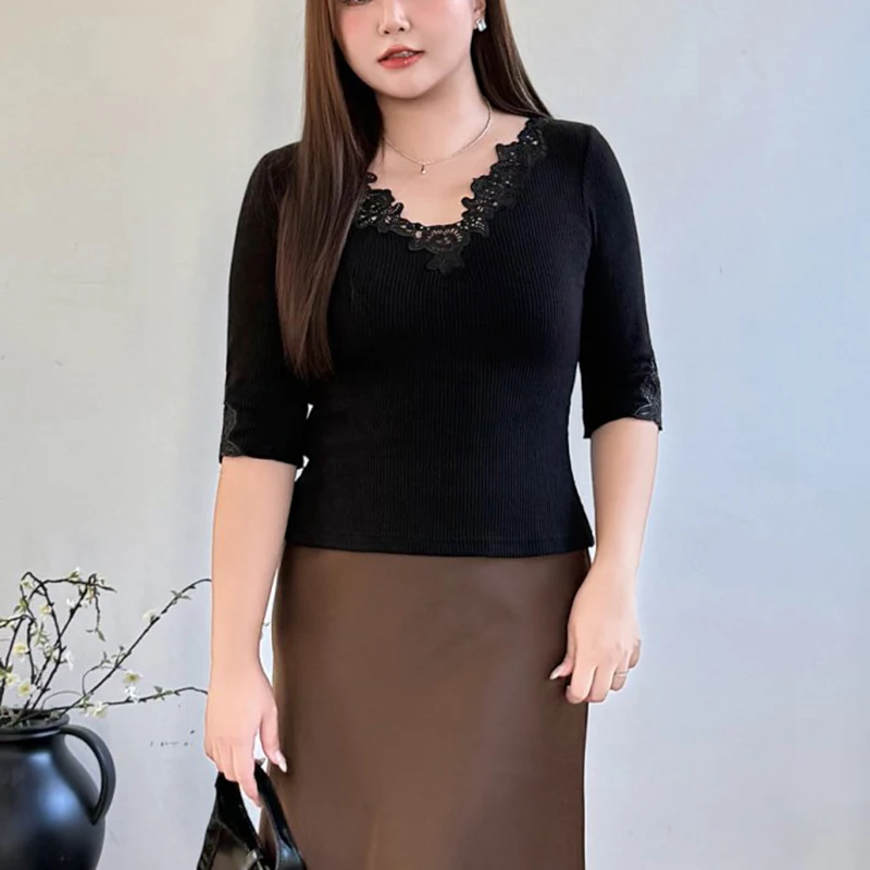 Fashion Plus Size Women's T-Shirt Premium Rose Embroidered Lace V-Neck Half Sleeved Knitted Top French Hot Girl Luxury Tees 9330