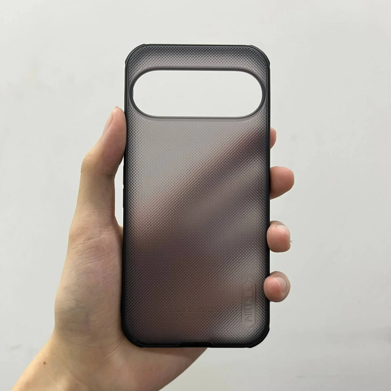 NILLKIN Super Frosted Shield - Military-Grade Protection with Magnetic Charging and Anti-Yellowing