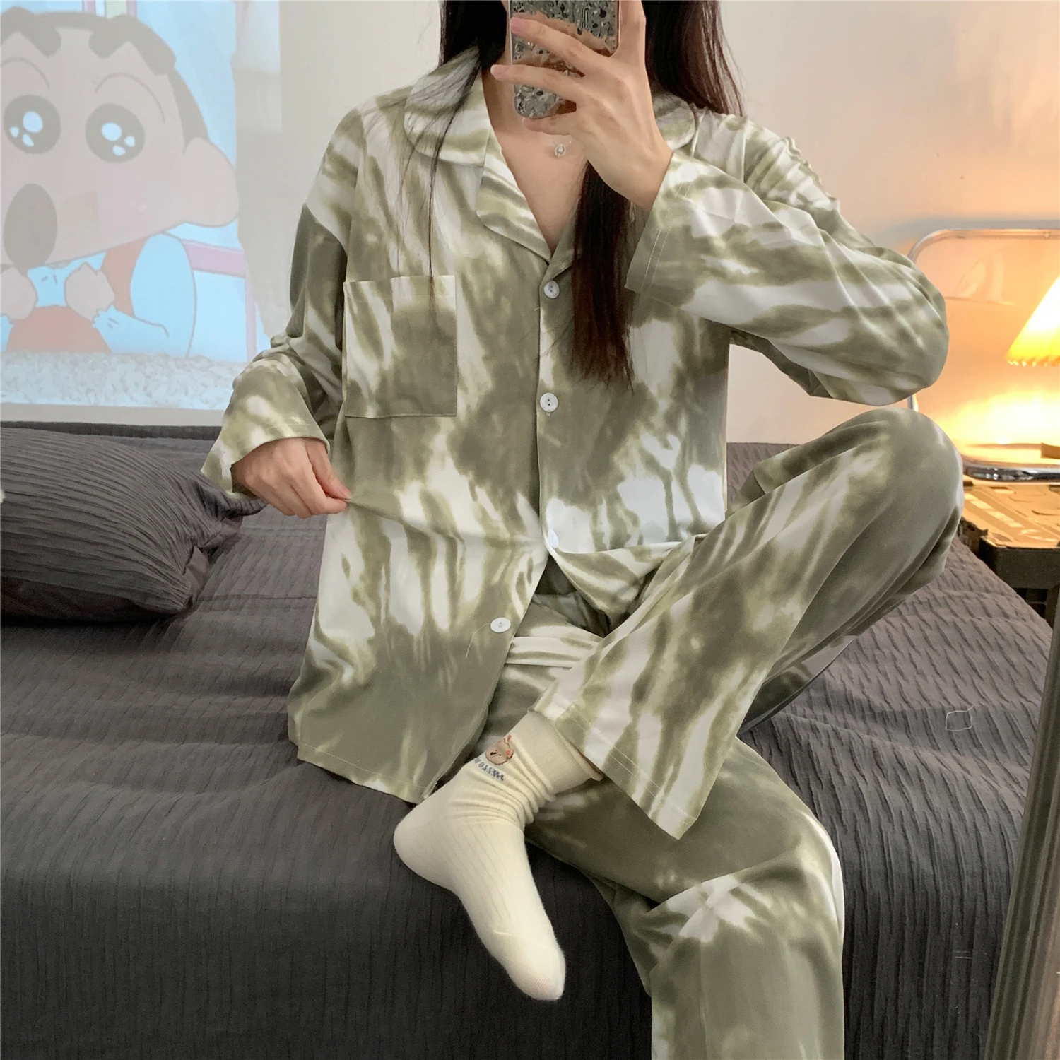 Black Phnom Penh new autumn and winter long-sleeved cardigan button pajamas women's simple casual solid color home service