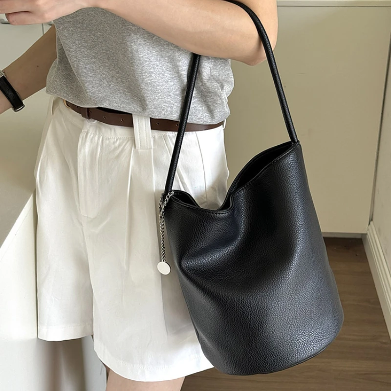 Homemade Bag Women 2026 New Retro Soft Leather Portable Bucket Bag All-Match Commuter Shoulder Underarm Bag Purses and Handbags